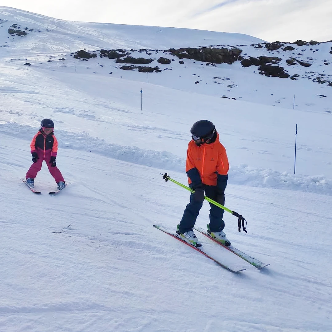 Clases esquí Sierra Nevada niños